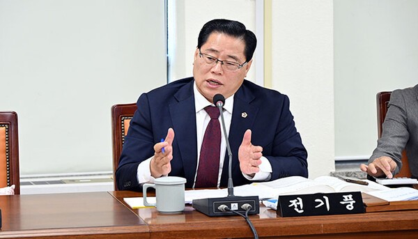 경남도의회 전기풍 의원